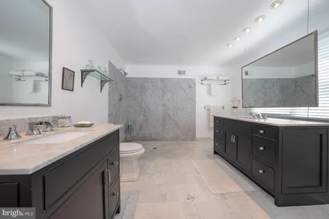 $1,200,000 | 1421 Radbill Circle, Berwyn, PA 19312