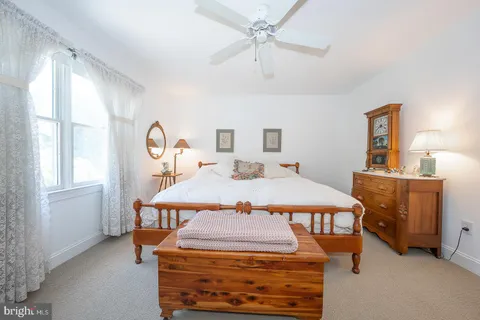 $1,200,000 | 1421 Radbill Circle, Berwyn, PA 19312