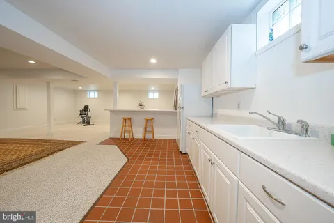 $1,200,000 | 1421 Radbill Circle, Berwyn, PA 19312