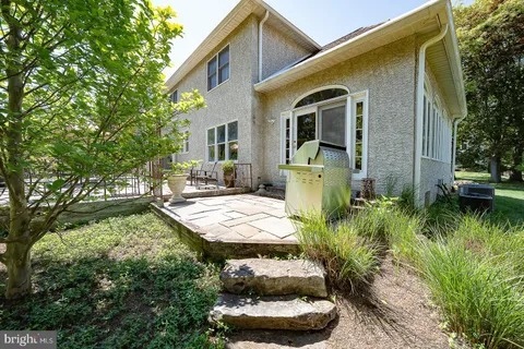 $1,200,000 | 1421 Radbill Circle, Berwyn, PA 19312