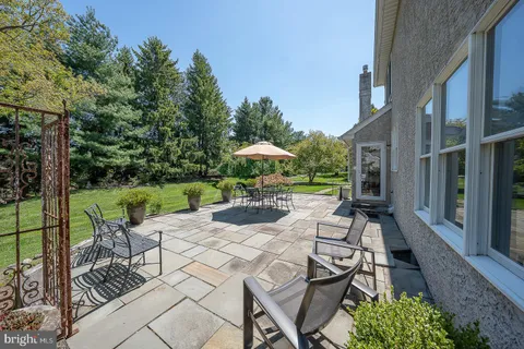 $1,200,000 | 1421 Radbill Circle, Berwyn, PA 19312