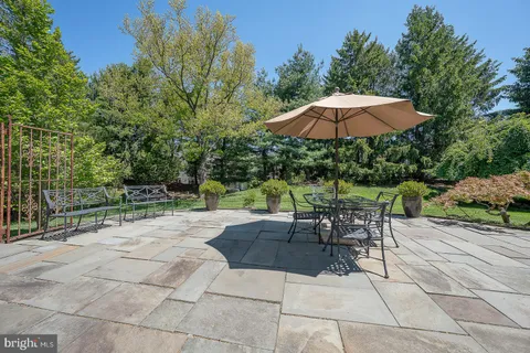 $1,200,000 | 1421 Radbill Circle, Berwyn, PA 19312