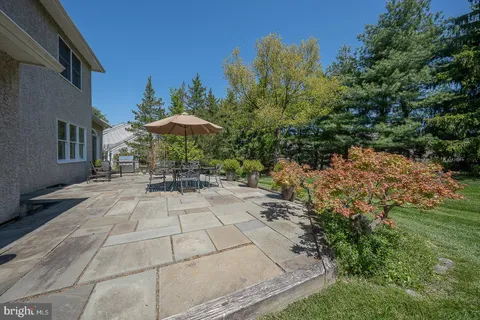 $1,200,000 | 1421 Radbill Circle, Berwyn, PA 19312