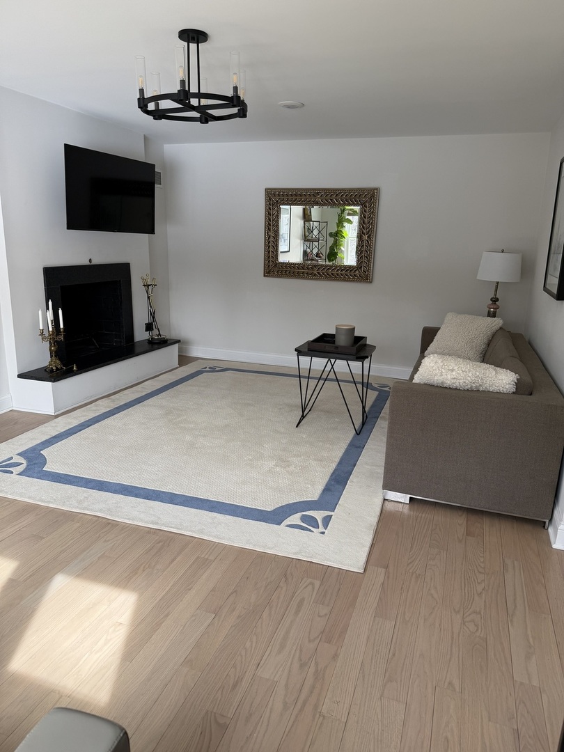 1106 Waukegan Road Deerfield, IL 60015 - Photo 23 of 29