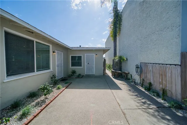 $4,950 | 926 Manhattan Beach Boulevard, Unit B, Manhattan Beach, CA 90266