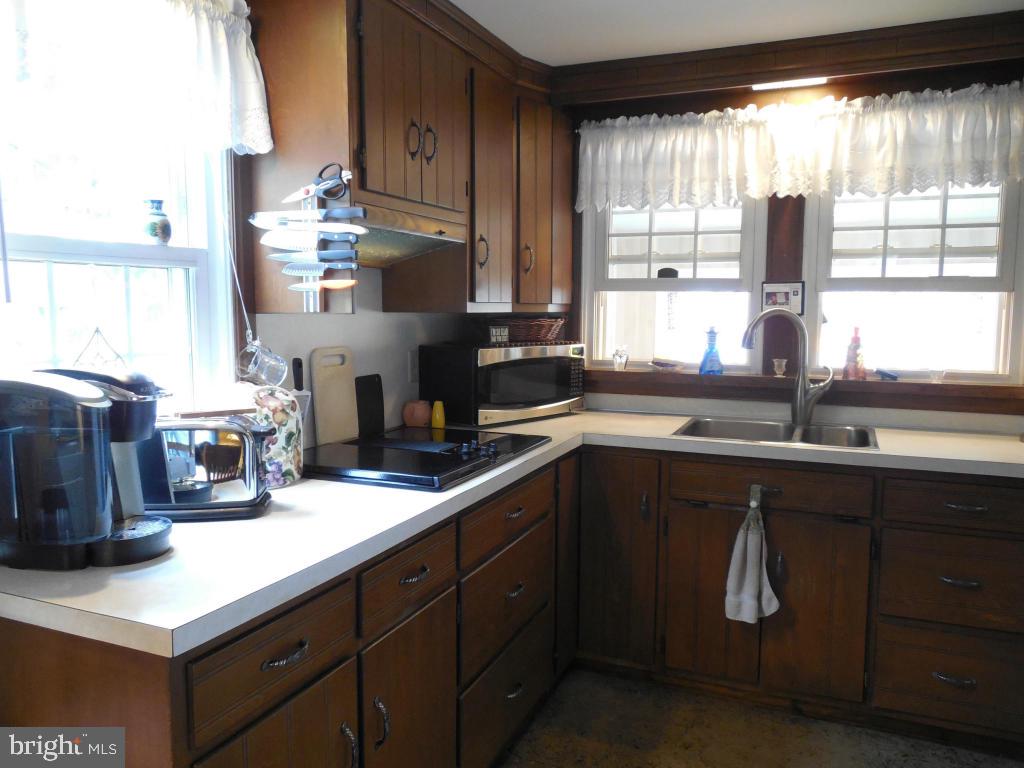 50 North Donerville Road Mountville, PA 17554 - Photo 4 of 22 Gallery Image 4