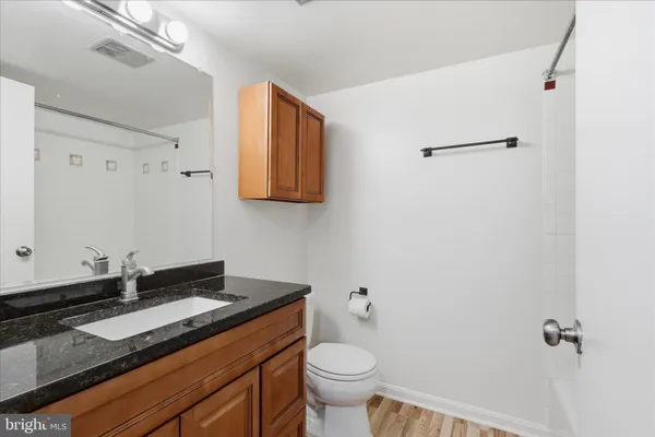 $319,900 | 1433 Northgate Square, Unit 11B, Reston, VA 20190