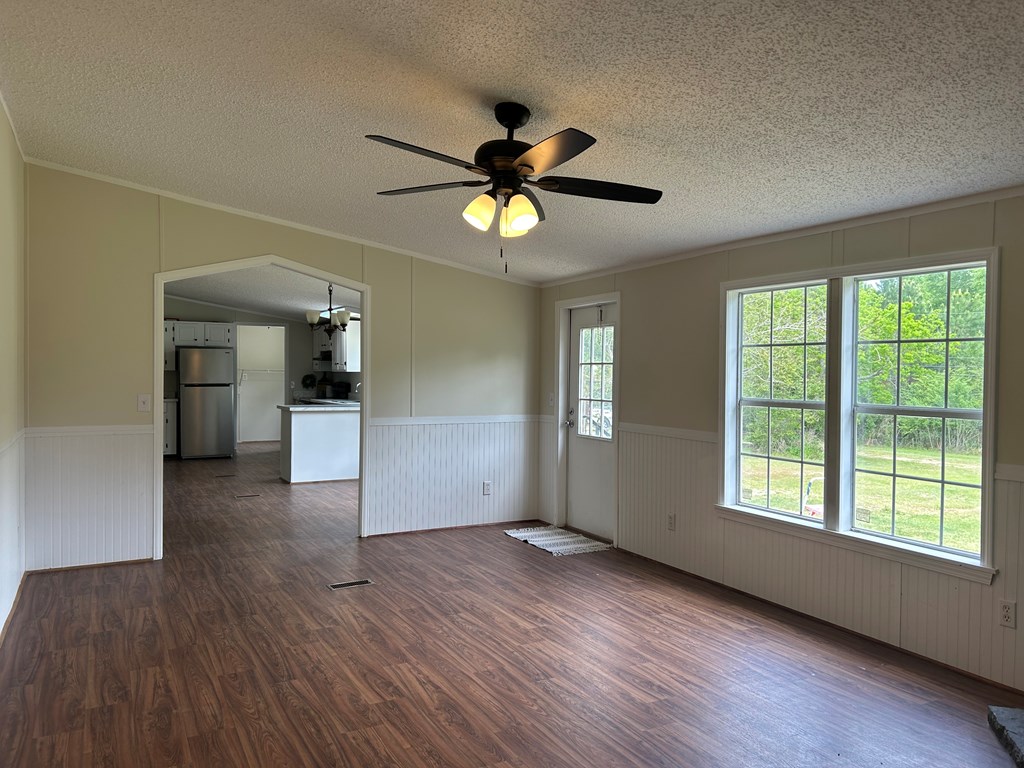 446 Knowles Drive Webb, AL 36376 - Photo 11 of 22