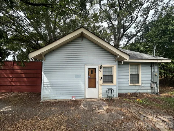 $1,250 | 324 Belmont Circle, Albemarle, NC 28001