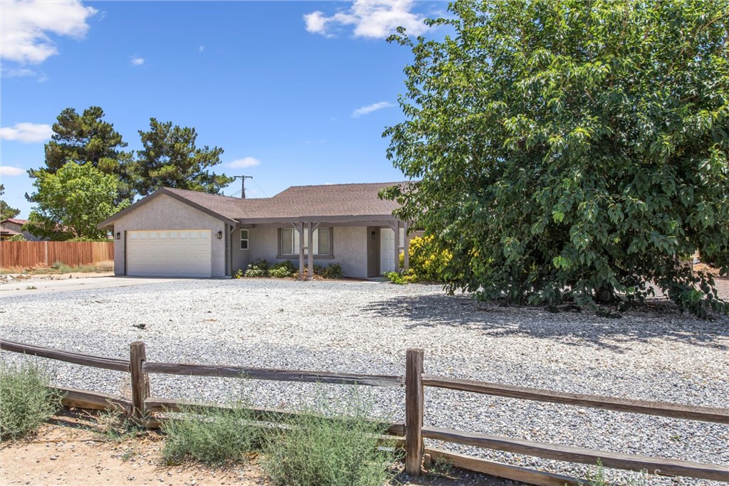 19891 Talihina Road Apple Valley, CA 92307 - Photo 10 of 81