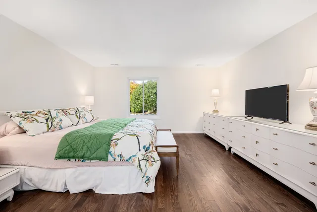 $300,000 | 8239 Mulberry Court, Unit B, Palos Hills, IL 60465