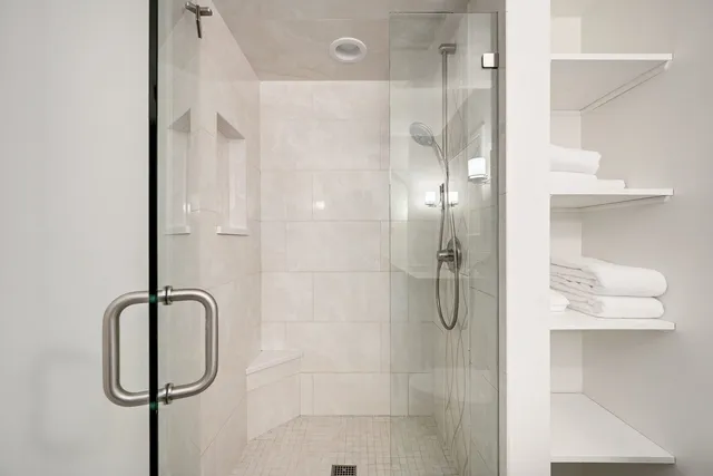 $300,000 | 8239 Mulberry Court, Unit B, Palos Hills, IL 60465