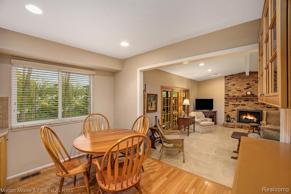 965 Dahlia Lane Rochester Hills, MI 48307 - Photo 12 of 30