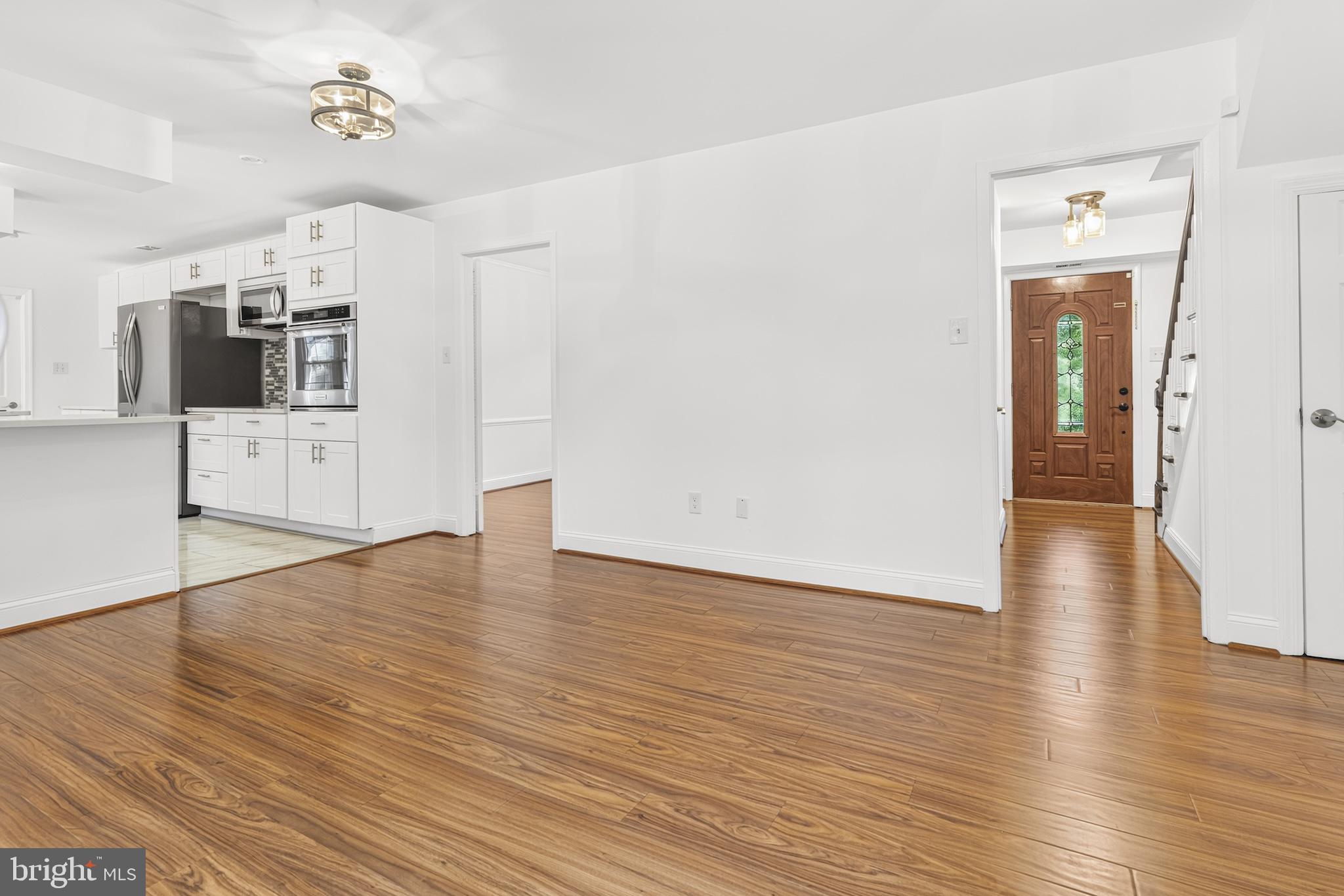 9005 Eastbourne Lane Laurel, MD 20708 - Photo 13 of 41 Family Room