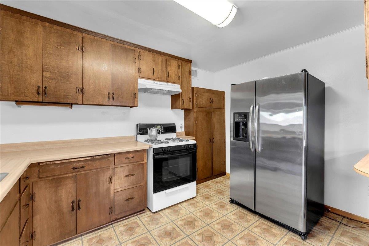 803 Colusa Street Corning, CA 96021 - Photo 10 of 36