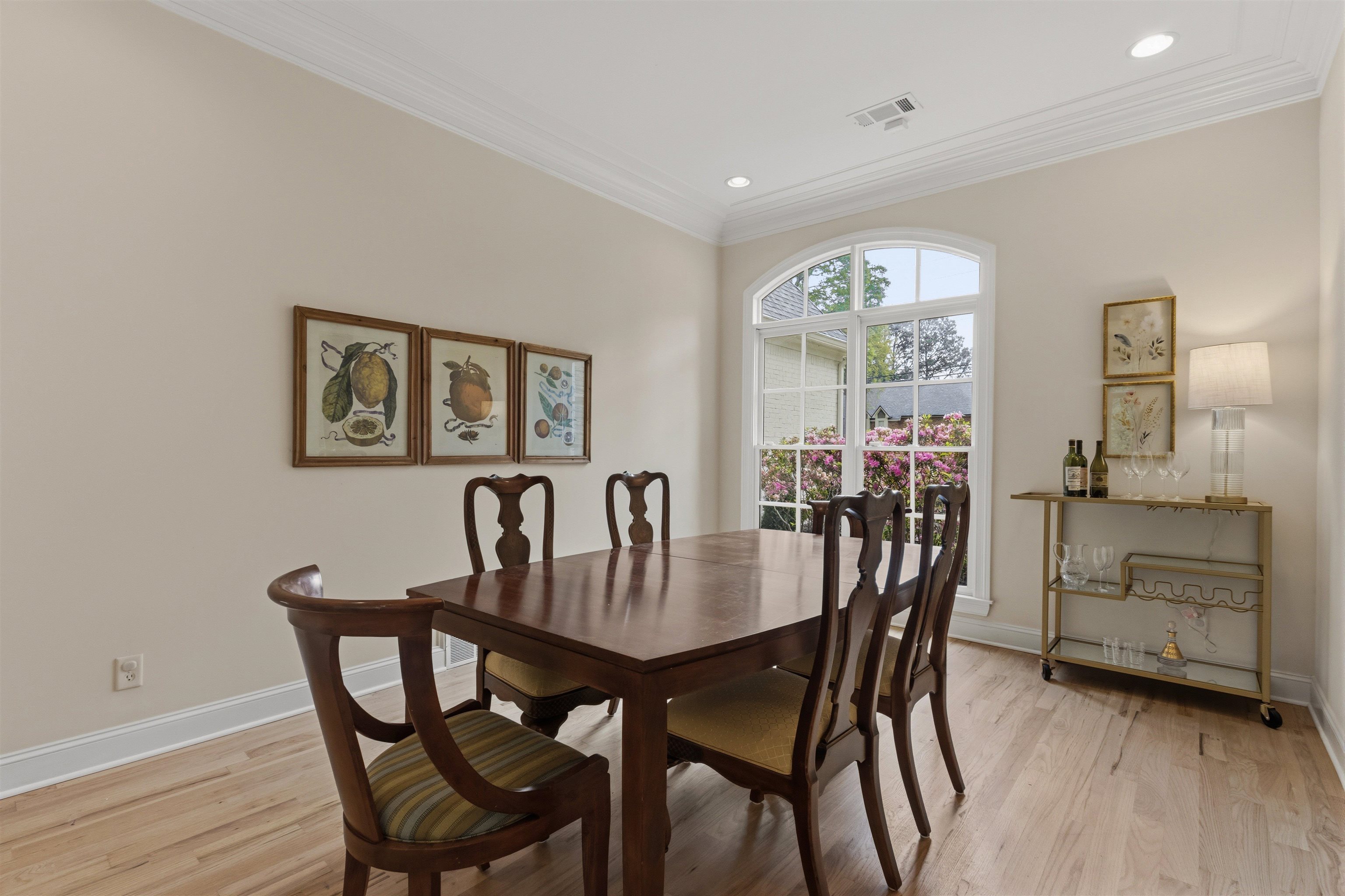 1881 Riverdale Road Germantown, TN 38138 - Photo 6 of 39