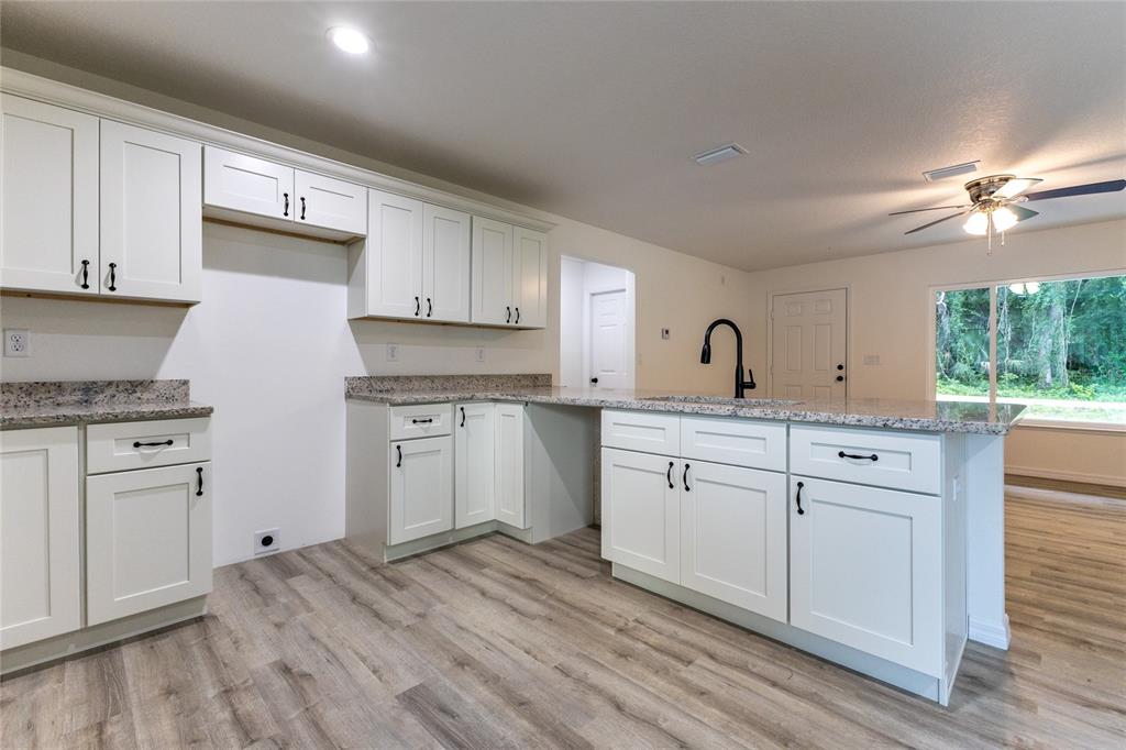1057 Northwest Timberlake Road Dunnellon, FL 34431 - Photo 17 of 45 Gallery Image 17