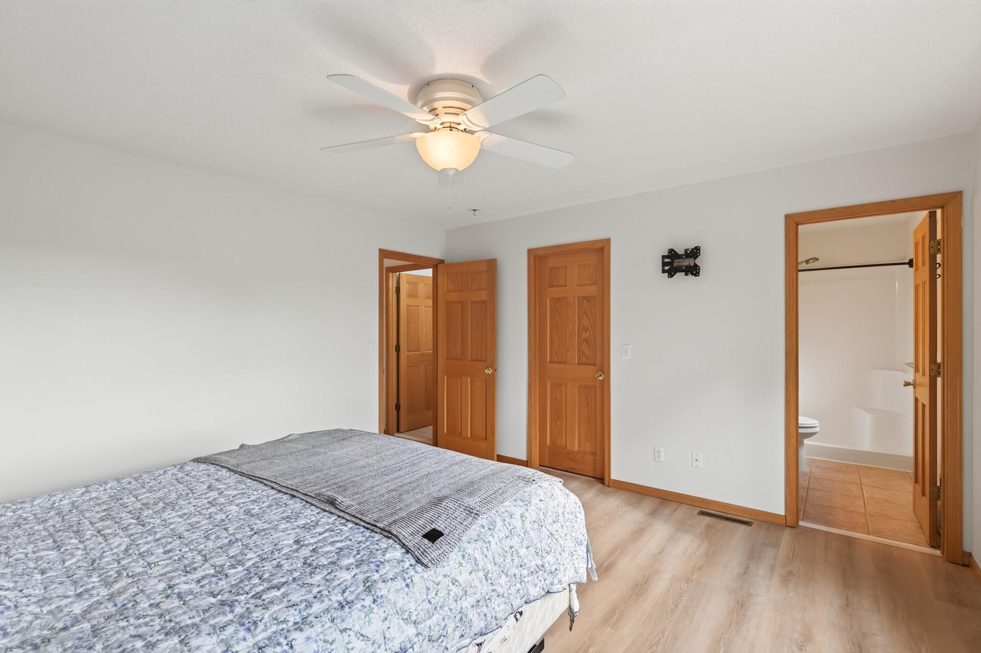 3719 Reed Road St. Bonifacius, MN 55375 - Photo 18 of 33 Gallery Image 18