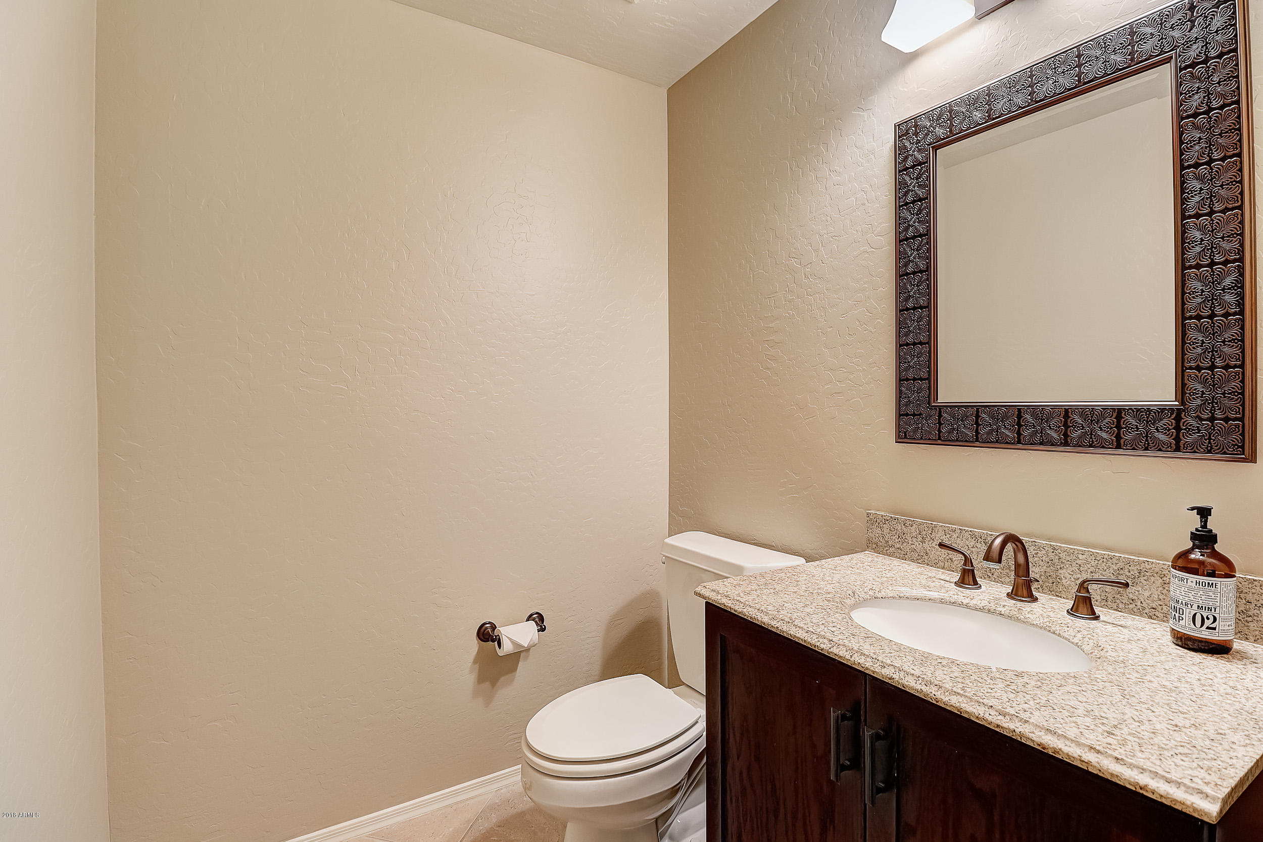 4623 East Hearn Road Phoenix, AZ 85032 - Photo 18 of 46 Guest Bathroom