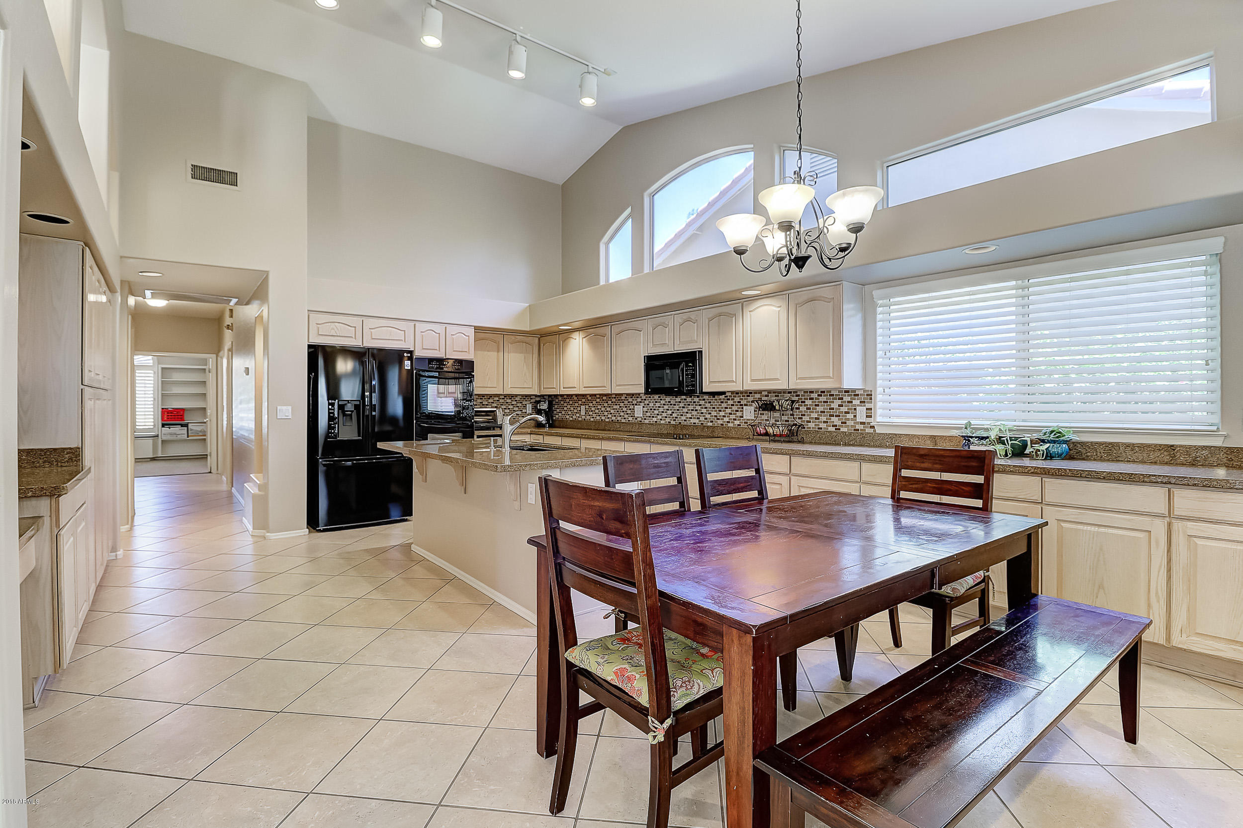 4623 East Hearn Road Phoenix, AZ 85032 - Photo 9 of 46 Kitchen