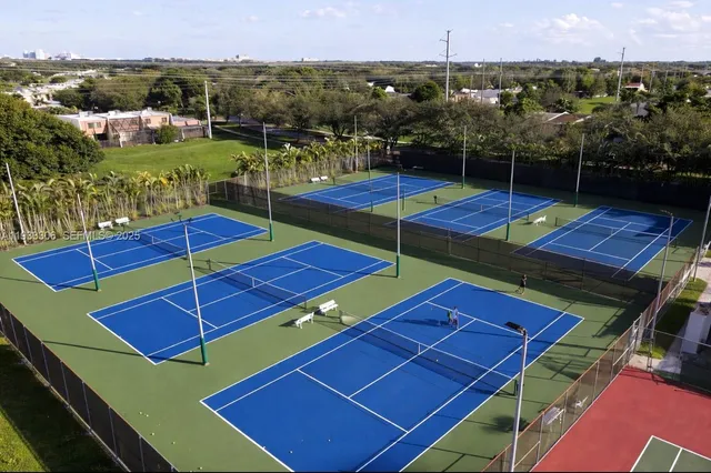 $2,050 | 15650 Southwest 80th Street, Unit F301, Miami, FL 33193