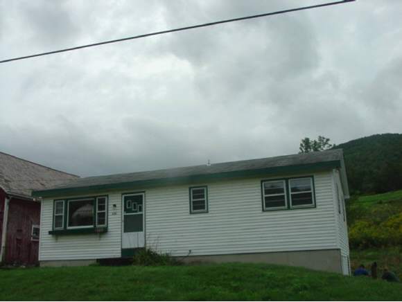 3763 River Road Arlington, VT 05250 - Photo 1 of 5 Gallery Image 1