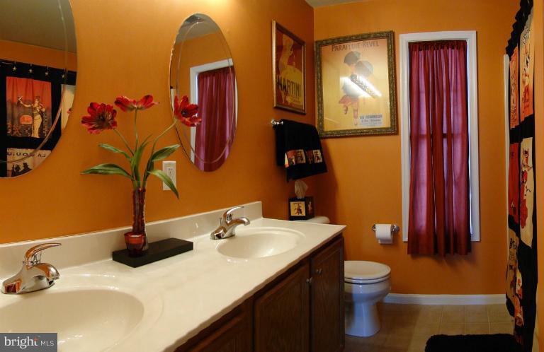 10124 Old Liberty Road Frederick, MD 21701 - Photo 22 of 25 Bath (Master)