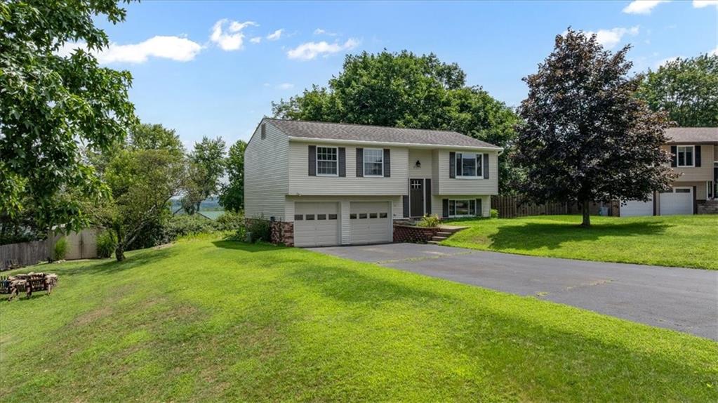 60 Greenleaf Drive Cheswick, PA 15024 - Photo 4 of 29 a view of a house with a big yard