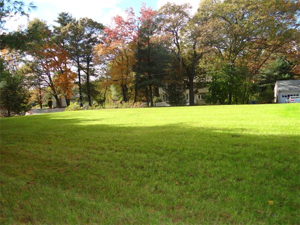 165 Greenwood Road Andover, MA 01810 - Photo 28 of 29 Gallery Image 28