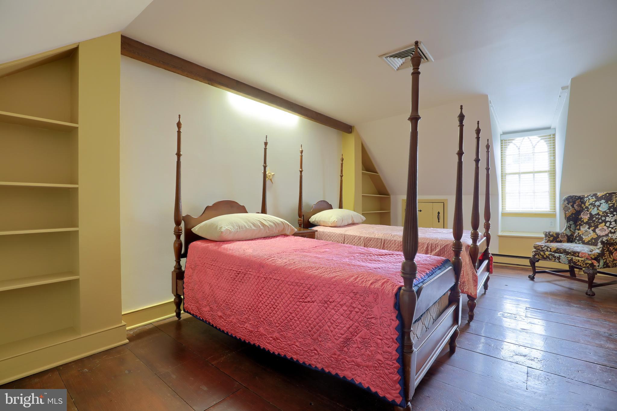 121 East Main Street Lititz, PA 17543 - Photo 38 of 46