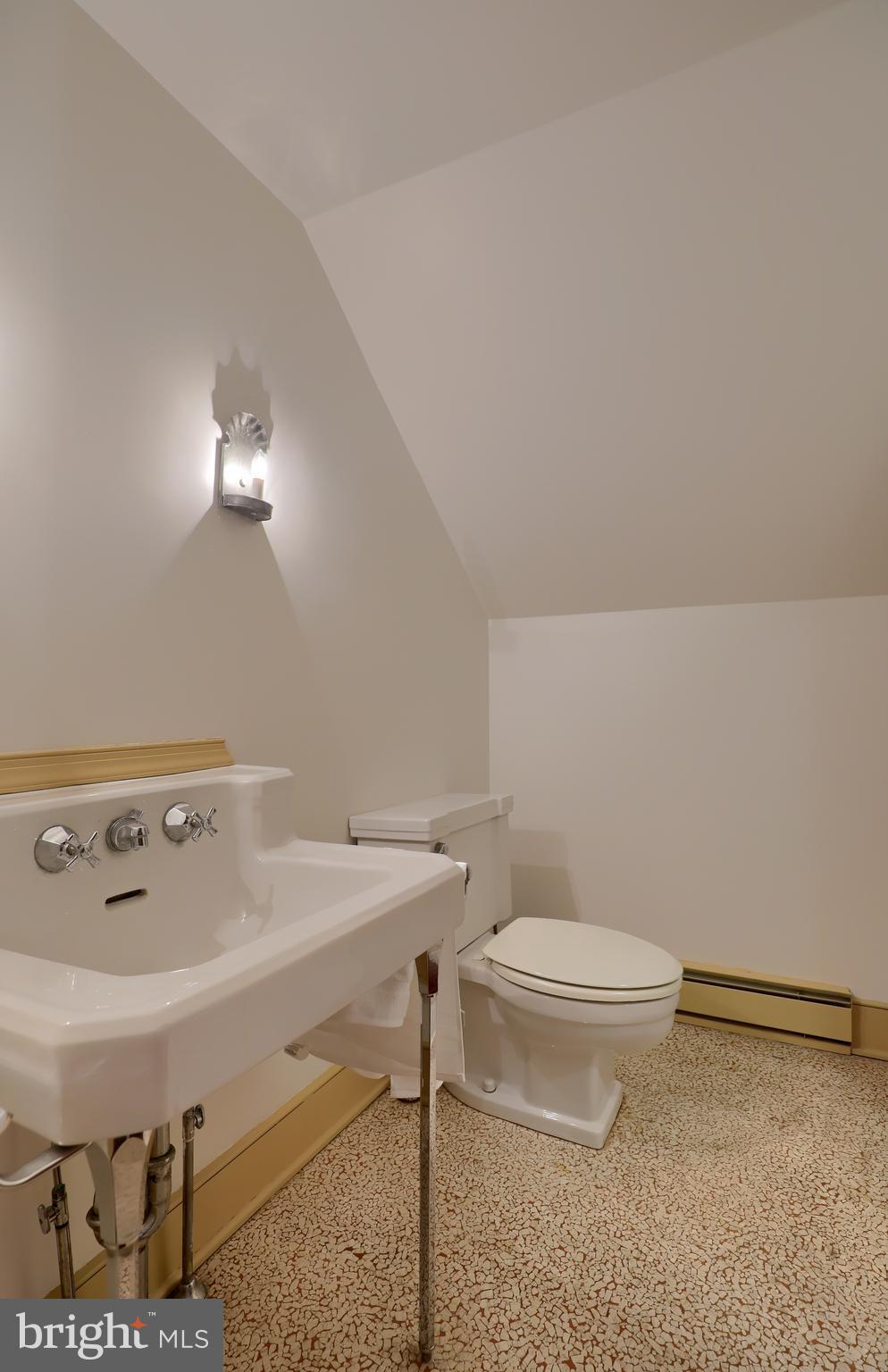 121 East Main Street Lititz, PA 17543 - Photo 40 of 46