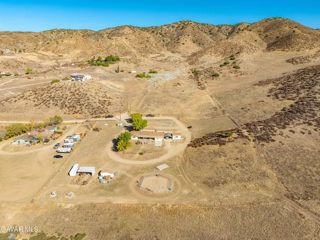$3,000 | 8206 Calva Street, Leona Valley, CA 93551