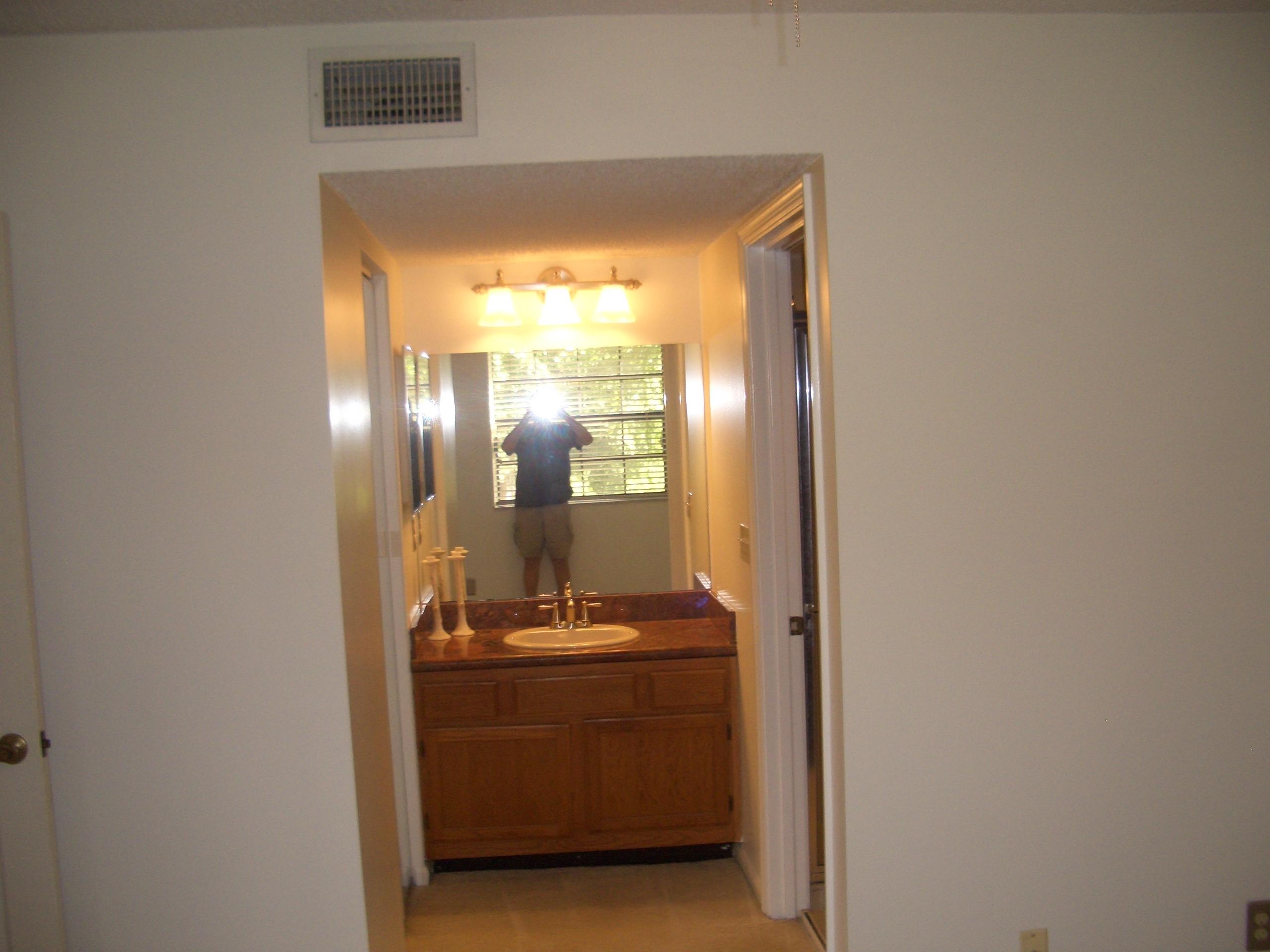 3150 Leewood Terrace, Unit L128 Boca Raton, FL 33431 - Photo 8 of 16 Bathroom