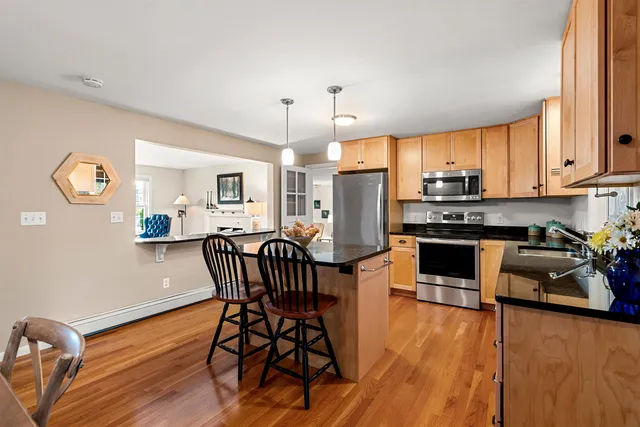 $929,000 | 21 Mountainview Terrace, Rye, NH 03870