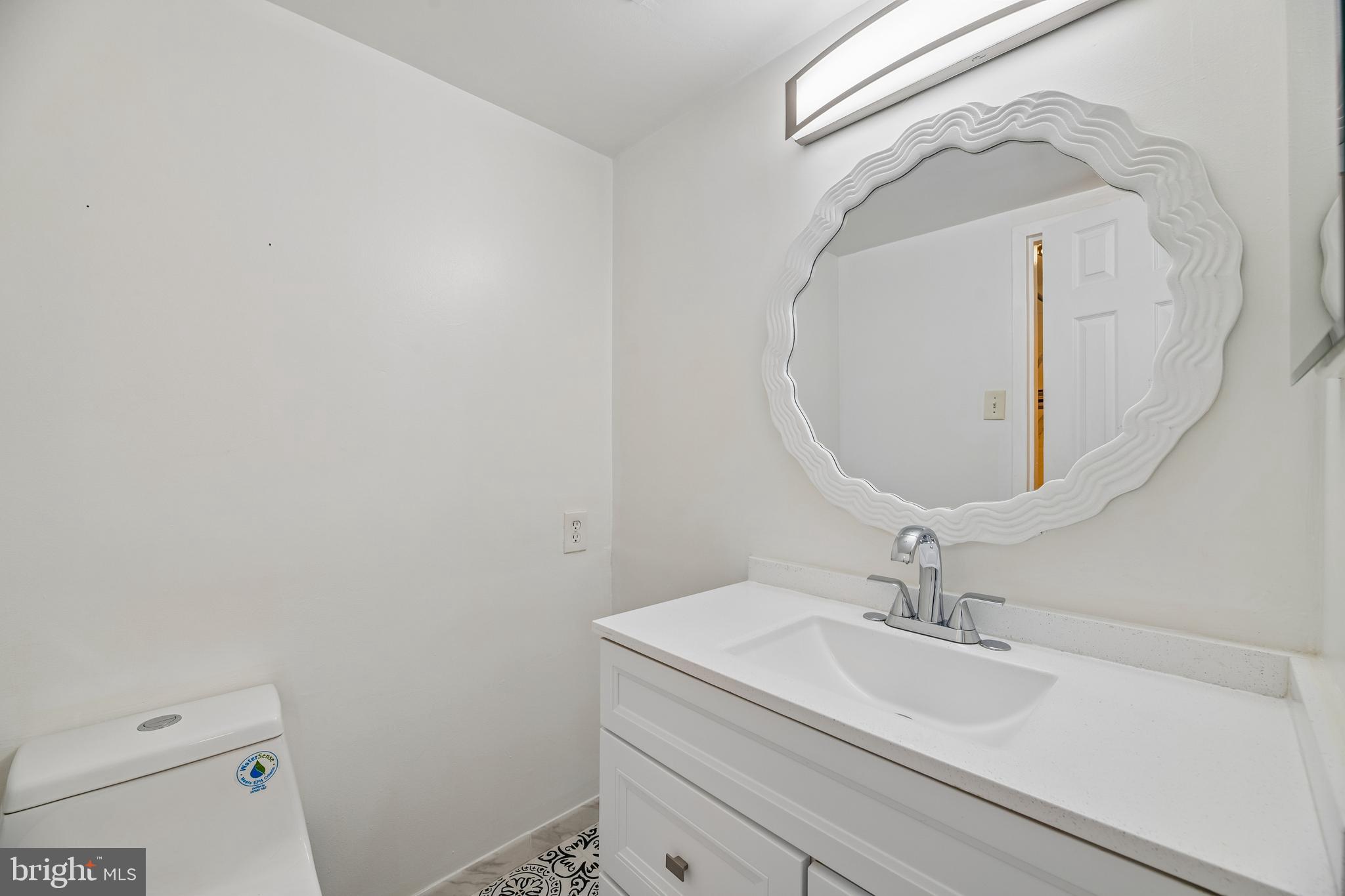 1836 Metzerott Road, Unit 2002 Hyattsville, MD 20783 - Photo 39 of 45 Bathroom