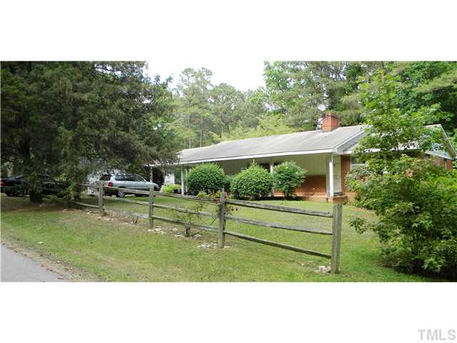 This house PIN # 074458855 is located on a corner lot on Deerwood Place and Old Trinity Road.  The house also includes a vacant lot located behind the house with lot dimensions 194x90x200x100 PIN# 0774458855