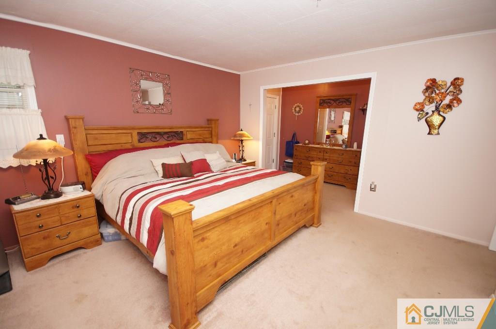 30 Winant Road Kendall Park, NJ 08824 - Photo 19 of 25 Gallery Image 19