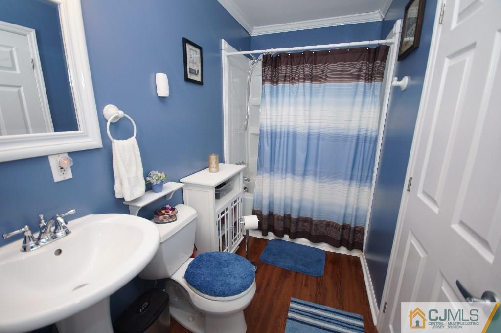 30 Winant Road Kendall Park, NJ 08824 - Photo 21 of 25 Gallery Image 21