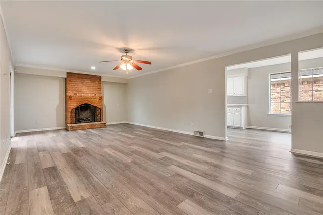 $2,400 | 2244 Homeway Circle, Dallas, TX 75228