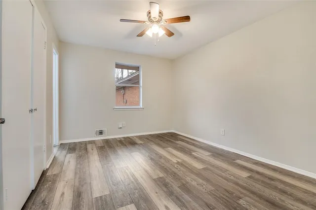 $2,400 | 2244 Homeway Circle, Dallas, TX 75228