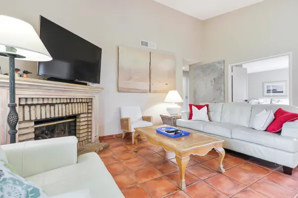 $599,000 | 36055 Avenida De Las Montanas, Unit E, Cathedral City, CA 92234