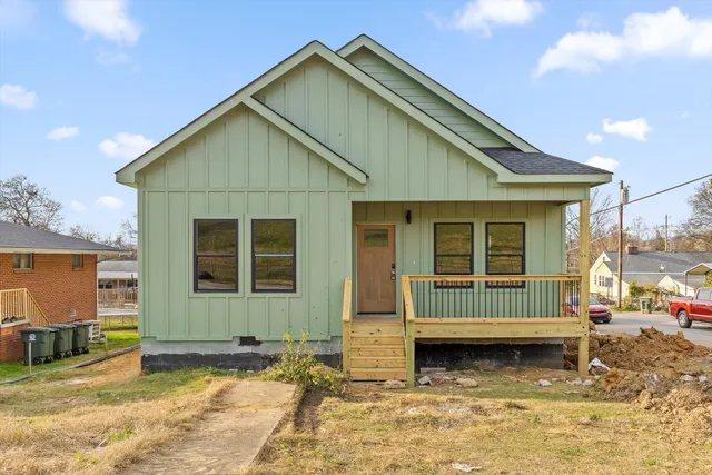 $334,900 | 925 North Chamberlain Avenue, Chattanooga, TN 37406