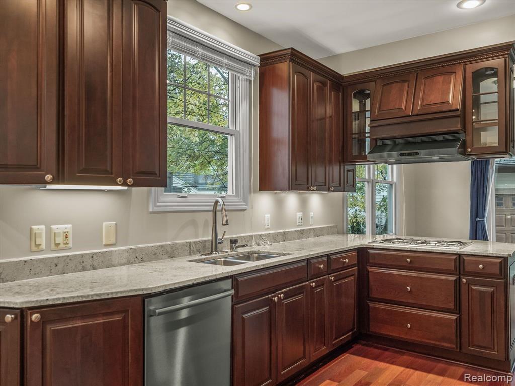 916 Ruffner Avenue Birmingham, MI 48009 - Photo 9 of 23