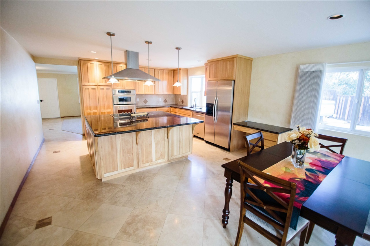 8923 Ridgeton Lane Lakeside, CA 92040 - Photo 5 of 22 Gallery Image 5