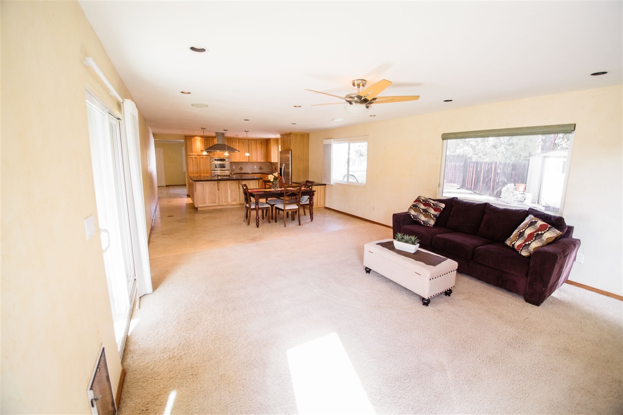 8923 Ridgeton Lane Lakeside, CA 92040 - Photo 10 of 22 Gallery Image 10