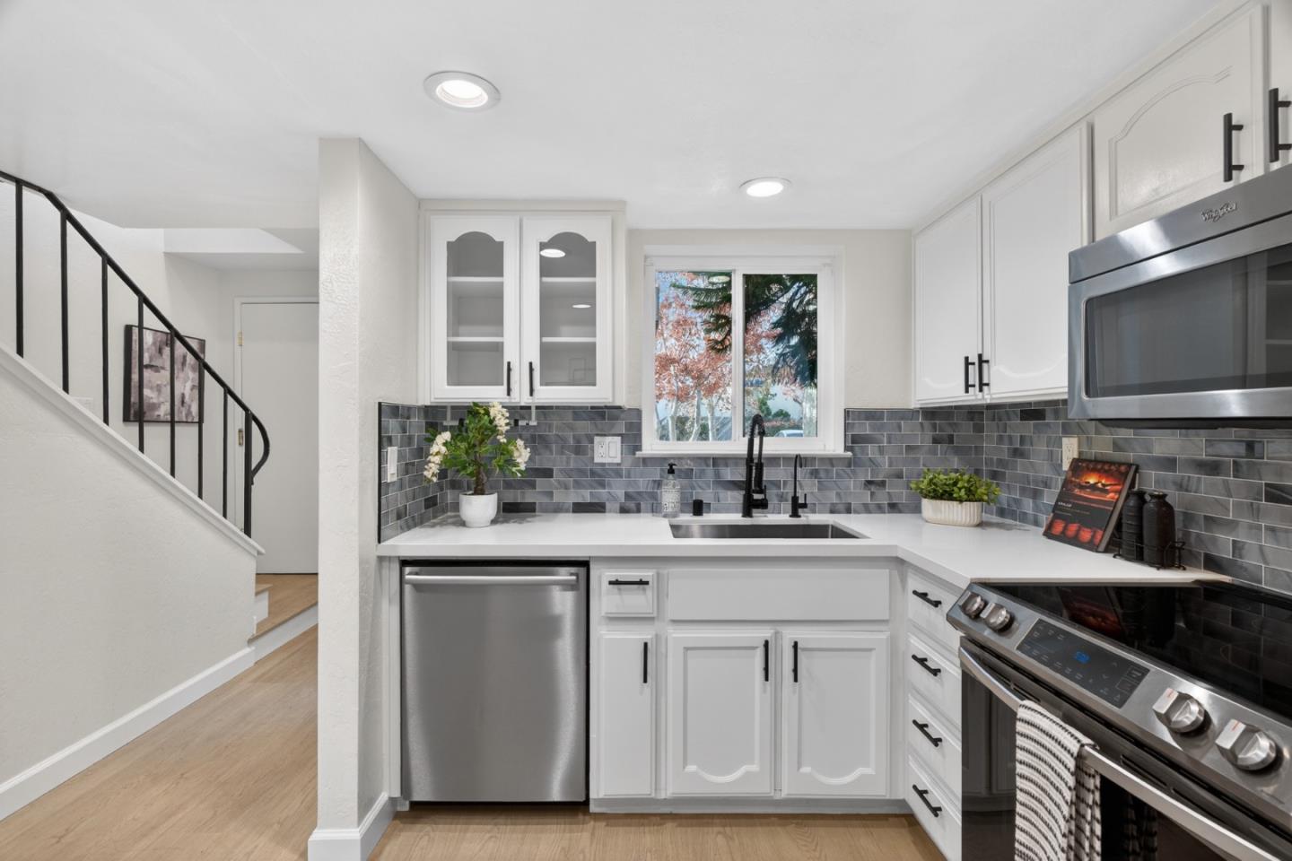 101 Redding Road, Unit A4 Campbell, CA 95008 - Photo 4 of 35