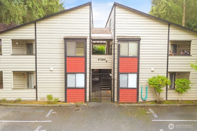 $1,800,000 | 12607 Northeast 119th Street, Kirkland, WA 98034