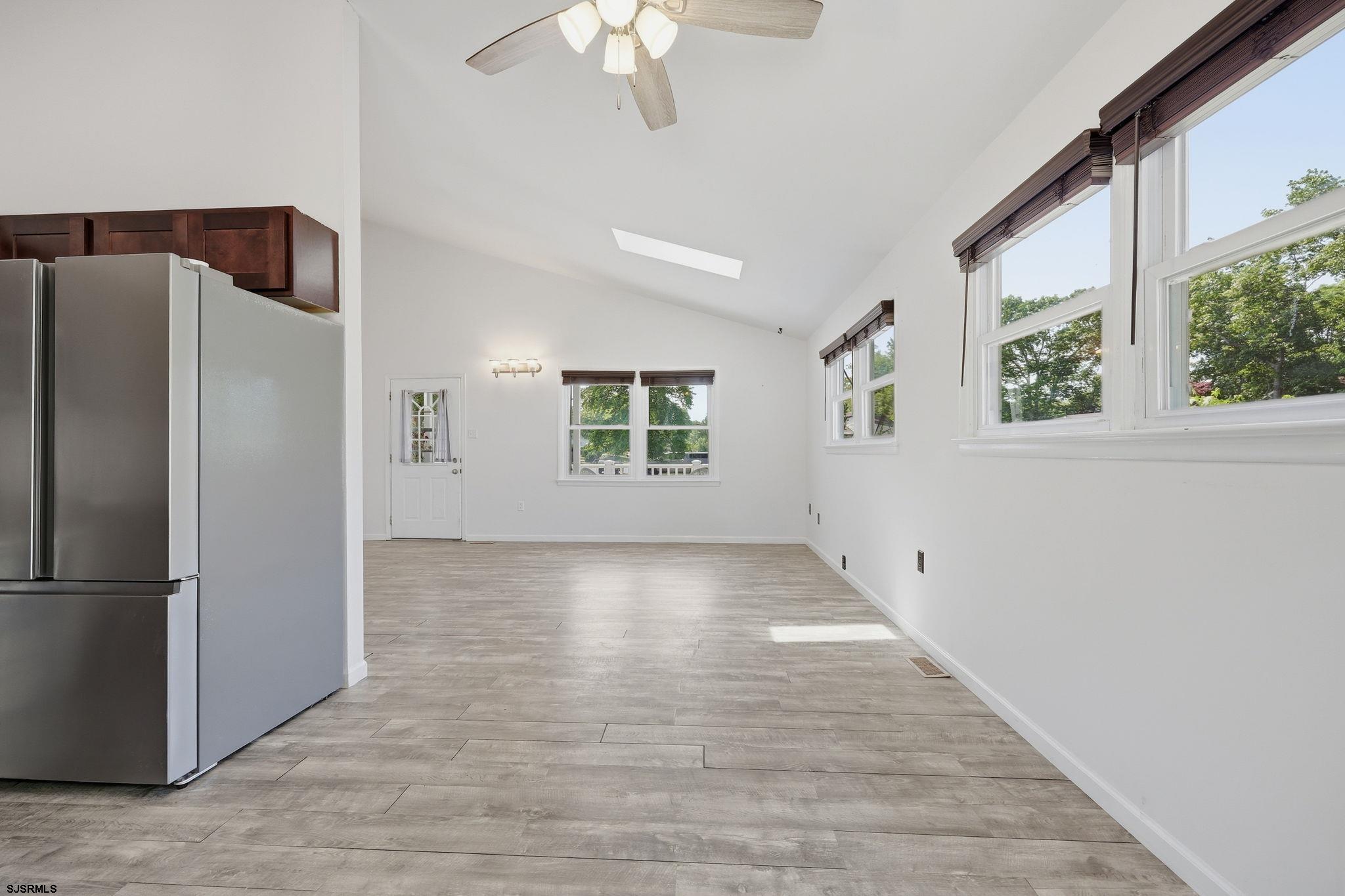 923 Center Street Tuckerton, NJ 08087 - Photo 10 of 23