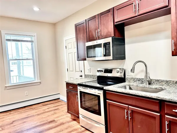 $2,200 | 41 Hudson Street, Unit 2, Providence, RI 02909