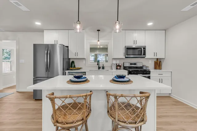 $599,000 | 1017 San Juan Avenue, Charleston, SC 29407